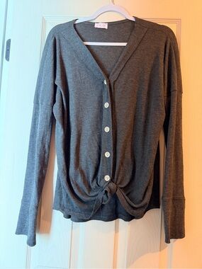 Pink Lily Charcoal Waffle Knit Tie Front Top | Size L